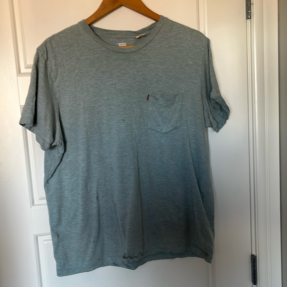 Levi supine cotton pocket tee XL
